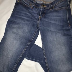 Levi Demi Curve low rise Skinny 5/27